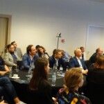 osoby podczas konferencji Cyfrowa i bezpieczna - transformacja przemysłu chemicznego